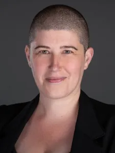 Amy Patterson headshot